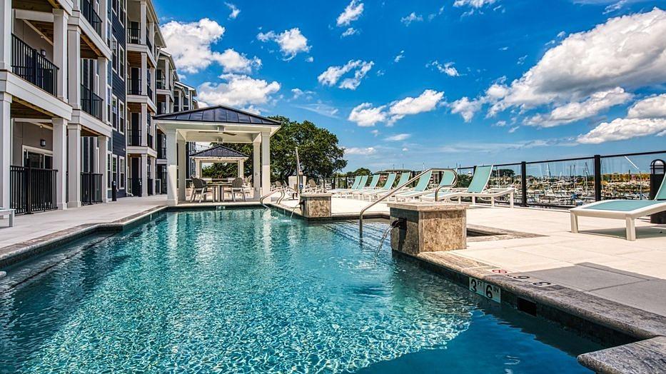 Marina Villa Apartments 414, Norfolk  (see pics & AVAIL)